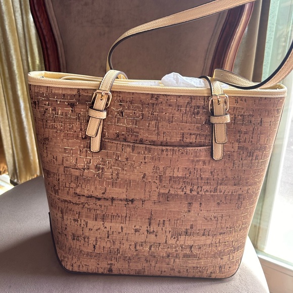 NWT Anne Klein Tan and Cream Cork Tote Bag with Card Holder - Picture 2 of 5